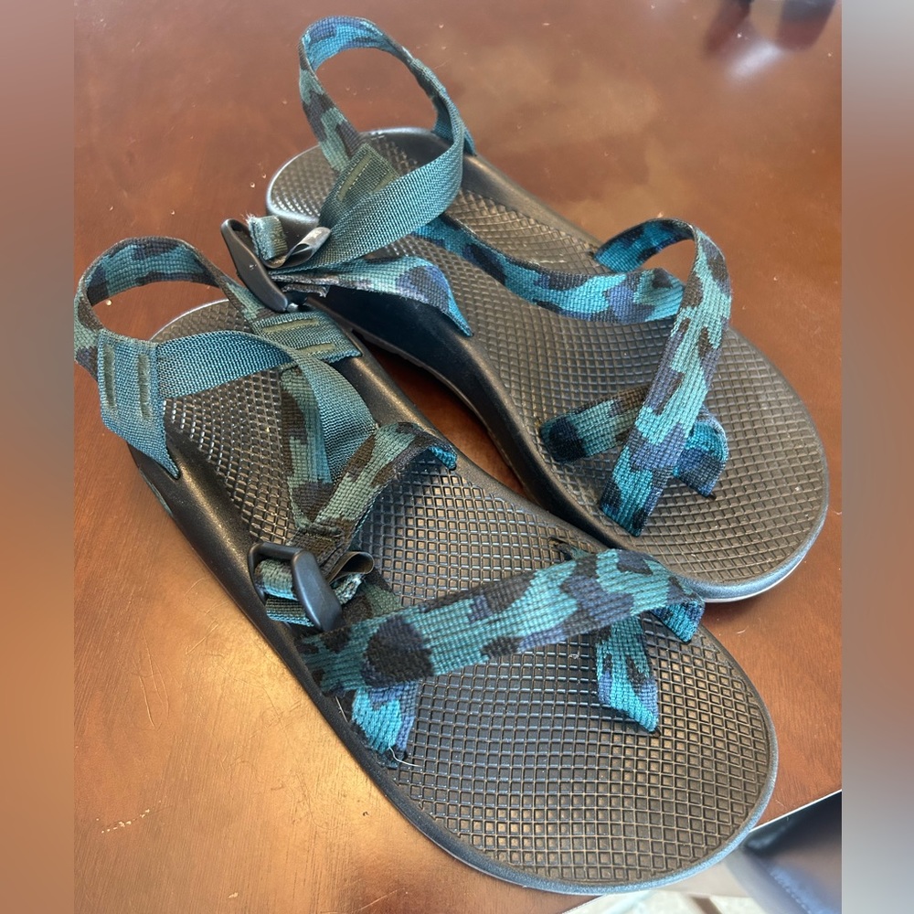 Mens Chaco Sandals